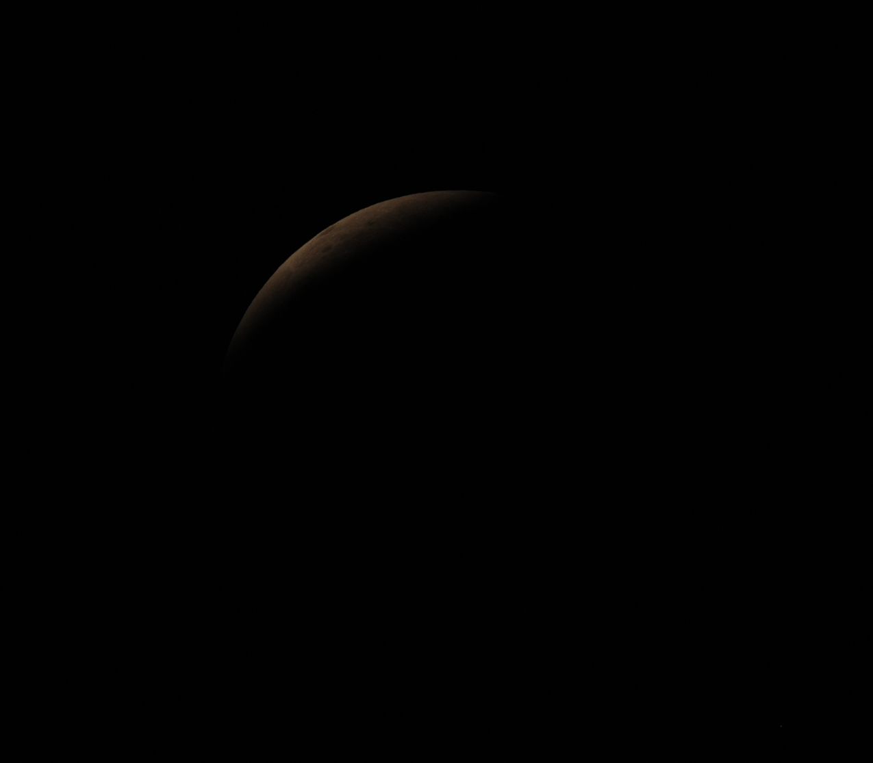 2014年10月8日 19時20分48秒 皆既月食 撮影機材 10cm屈折望遠鏡、F8、f=800mm