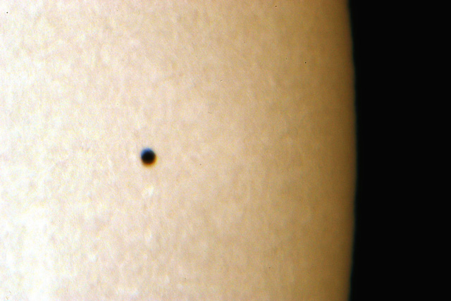 水星の太陽面通過現象 2006年11月9日